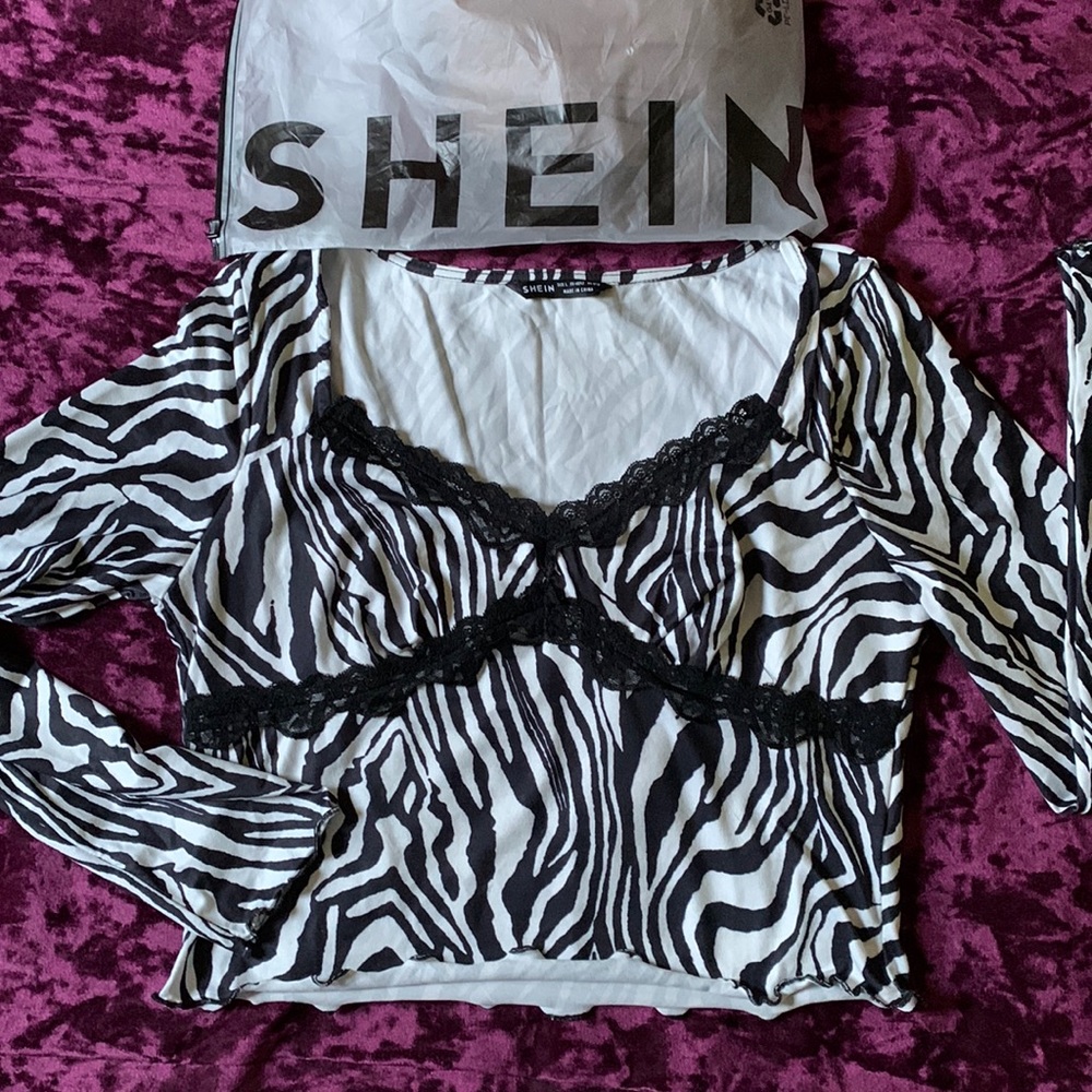 Shein Laced Zebra Crop Top-Size US 8/10